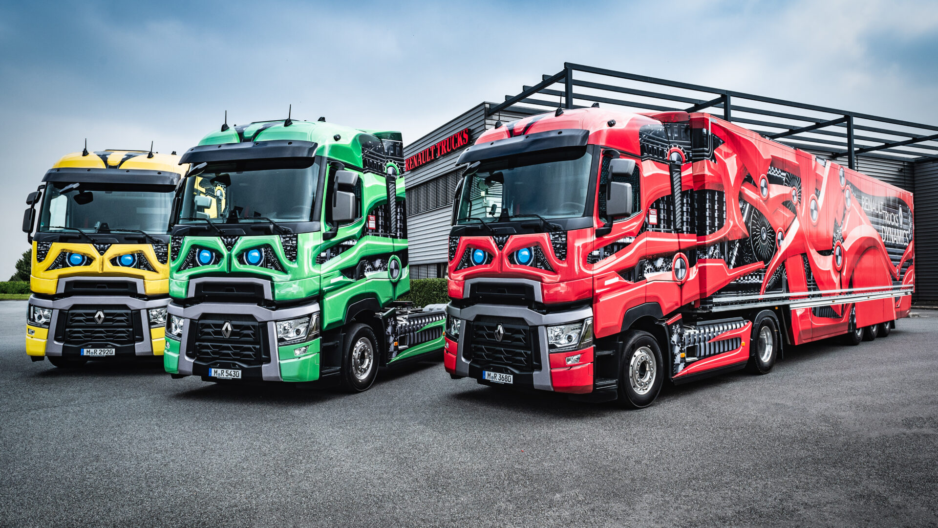 Renault-Trucks_Dynamics_Roadshow_Fahrzeuge_in_Frechen_07